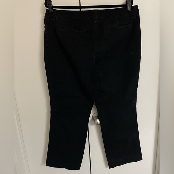 Women's Black Curvy-Fit Straight-Leg Pants - Picture 2 of 5